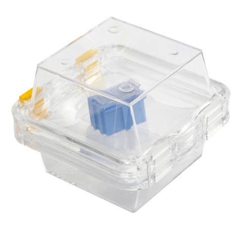 Boîtes avec membrane .